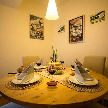 Residenz Maroi Apartament *
